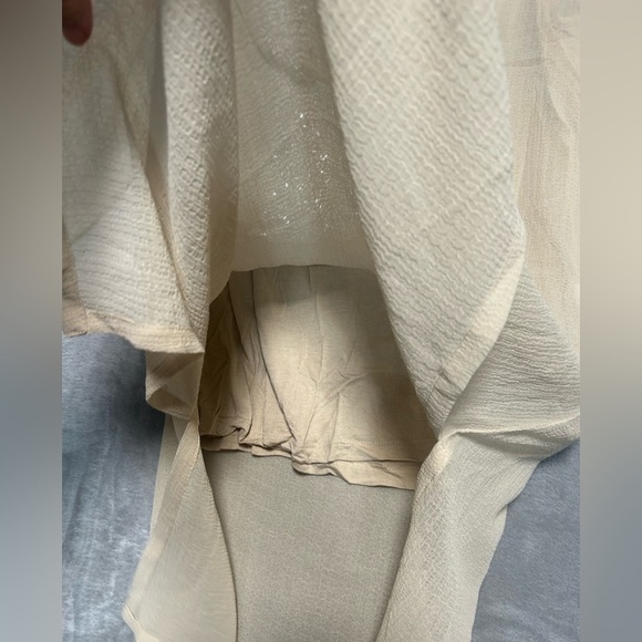 Chicos Sheer Layered Tunic Top Women’s Small 0 Beige beaded - Picture 4 of 6